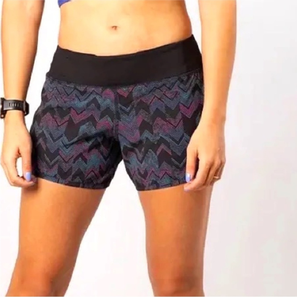 NWT Rabit Hopper 4" Shorts Ultramarine Color Size M